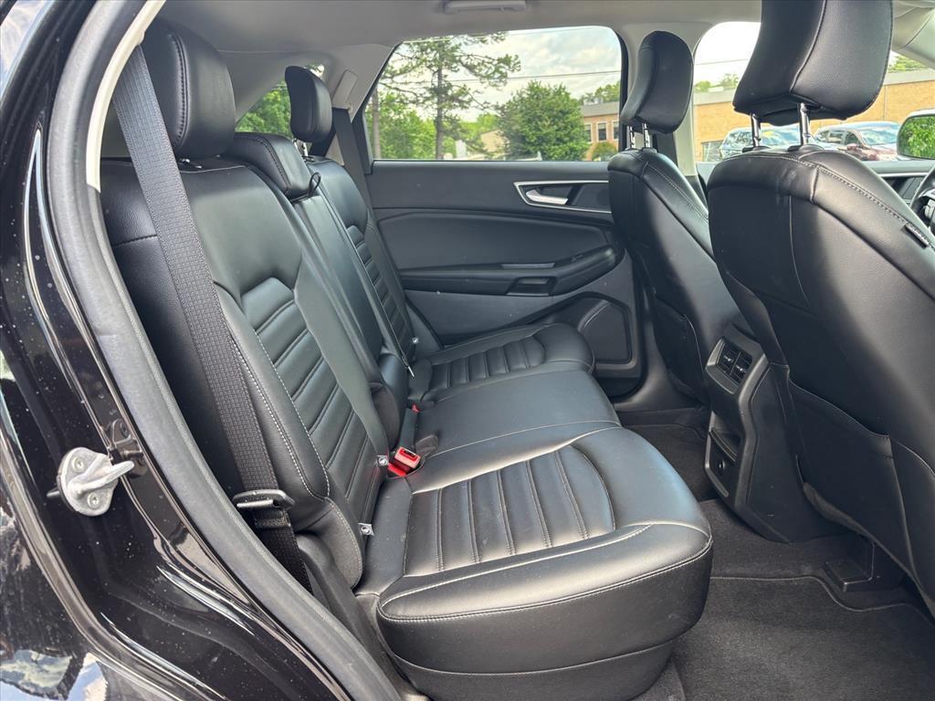 used 2024 Ford Edge car, priced at $22,199