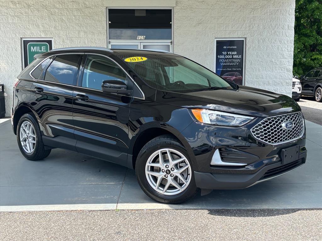 used 2024 Ford Edge car, priced at $23,899