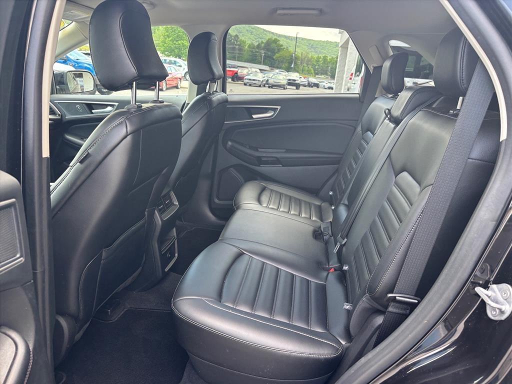 used 2024 Ford Edge car, priced at $22,199