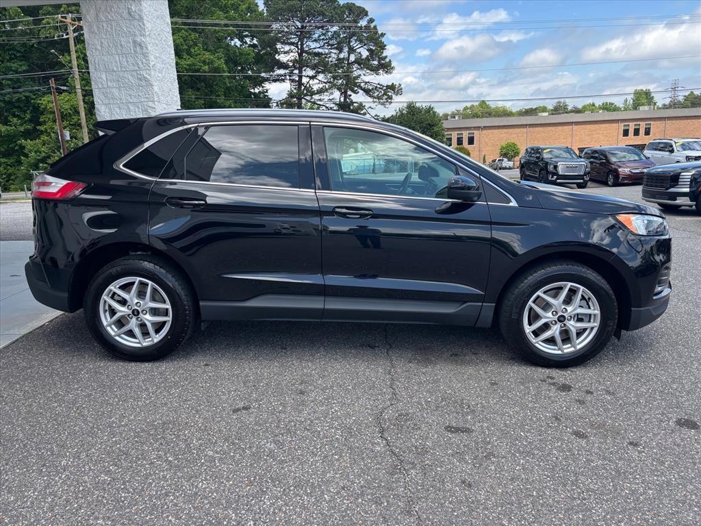 used 2024 Ford Edge car, priced at $22,199