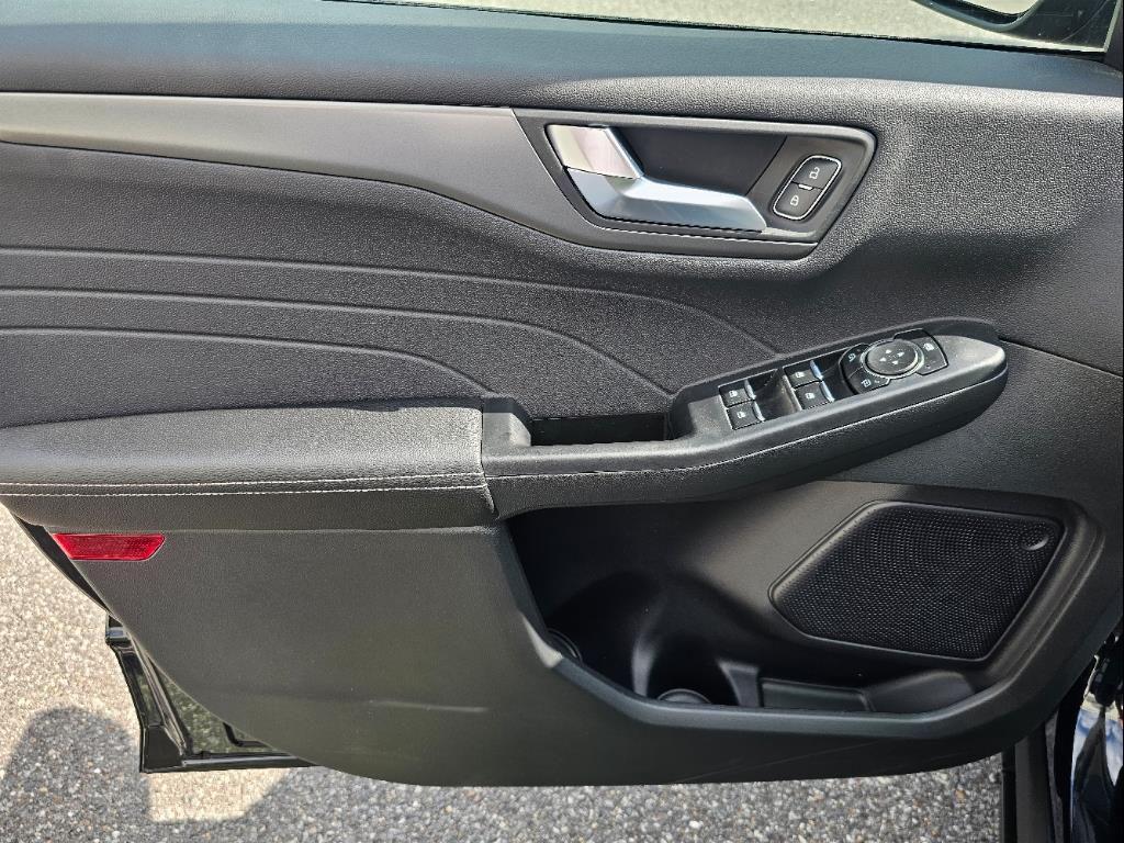 used 2024 Ford Escape PHEV car, priced at $25,500