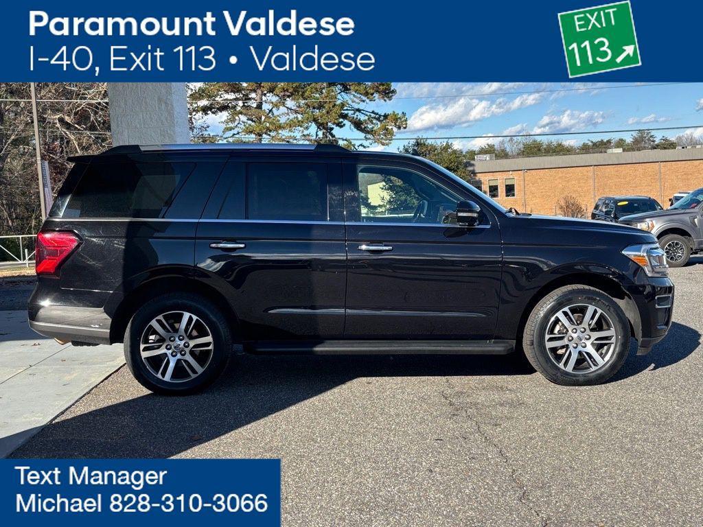 used 2024 Ford Expedition car, priced at $43,000