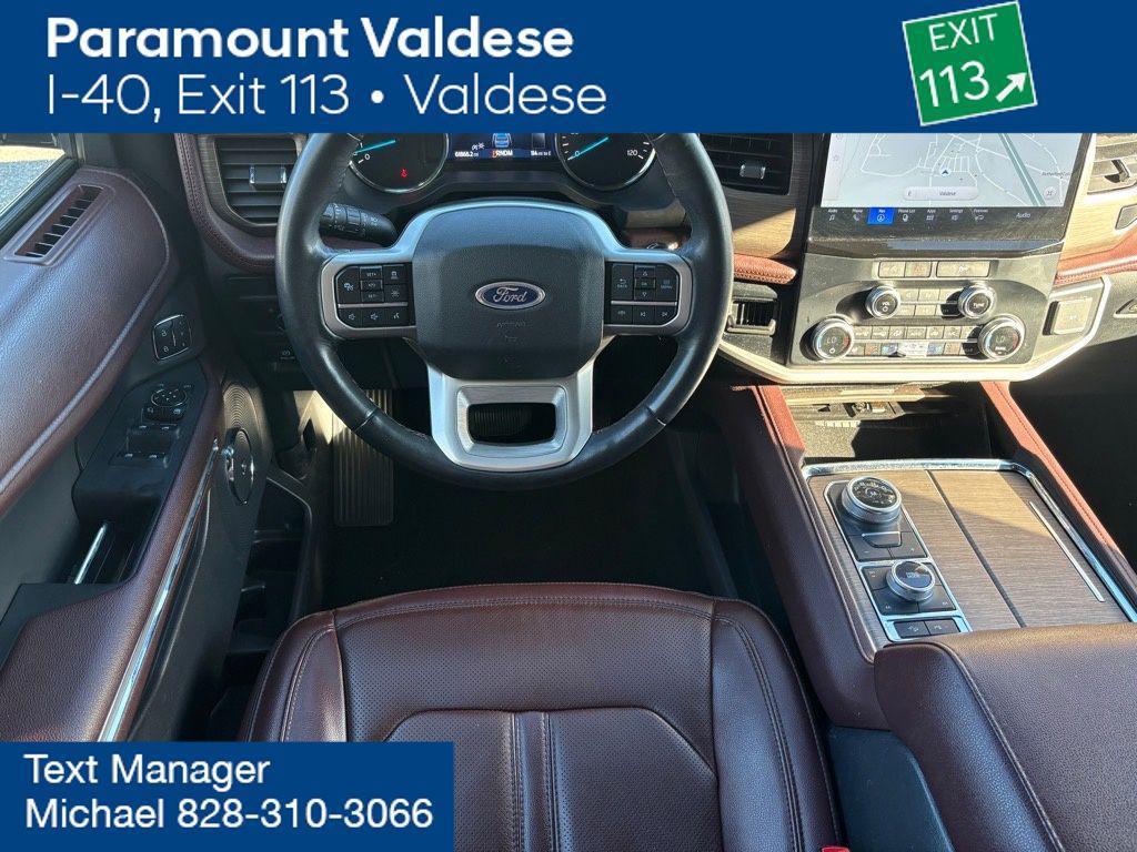 used 2024 Ford Expedition car, priced at $43,000