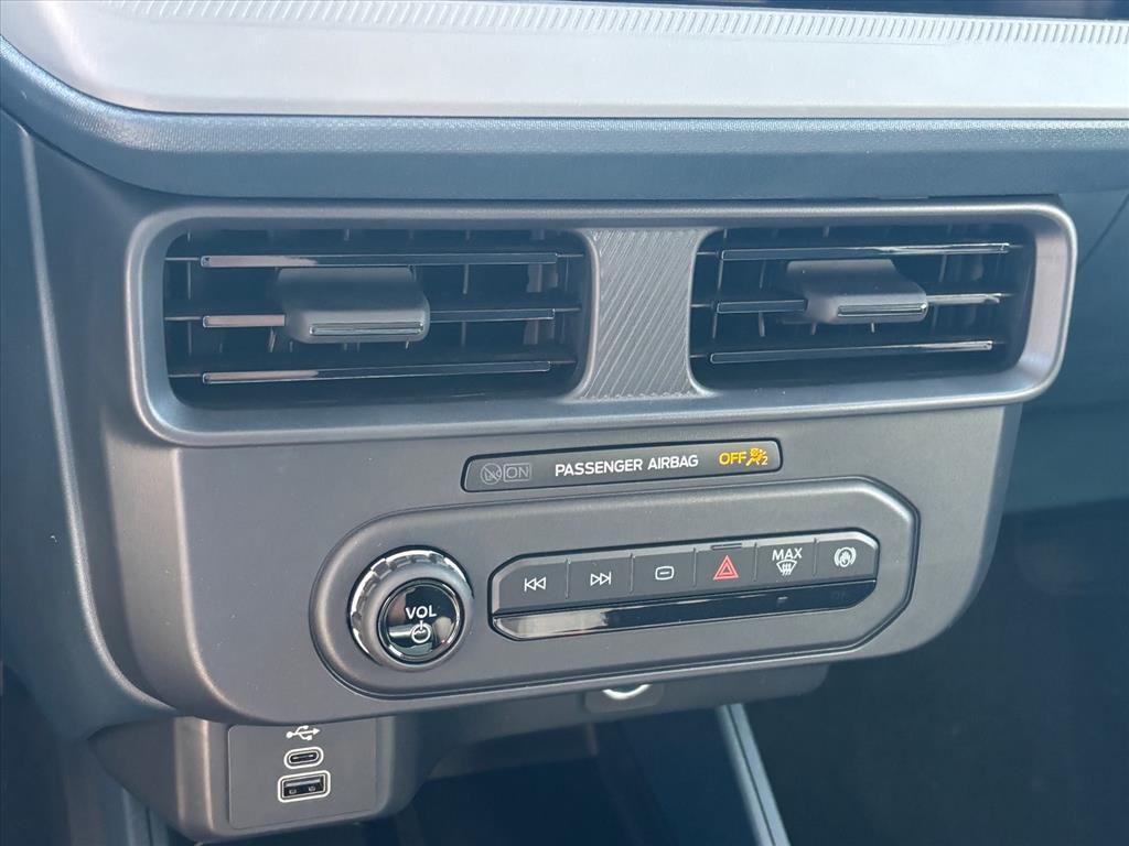 new 2025 Ford Maverick car, priced at $28,735