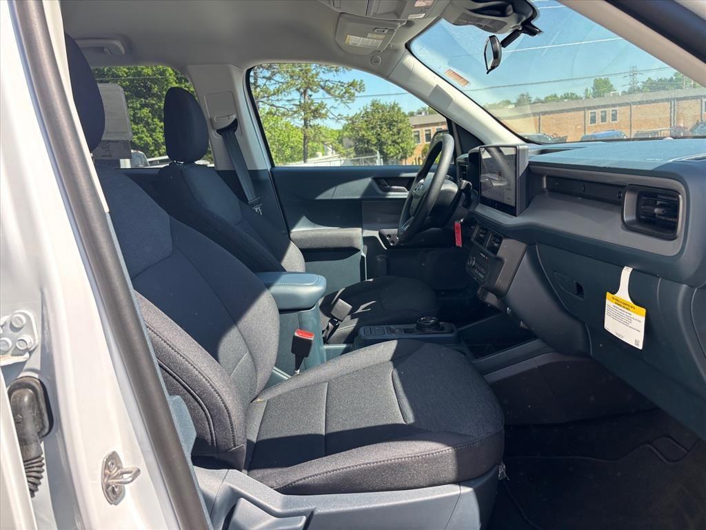 new 2025 Ford Maverick car, priced at $28,735