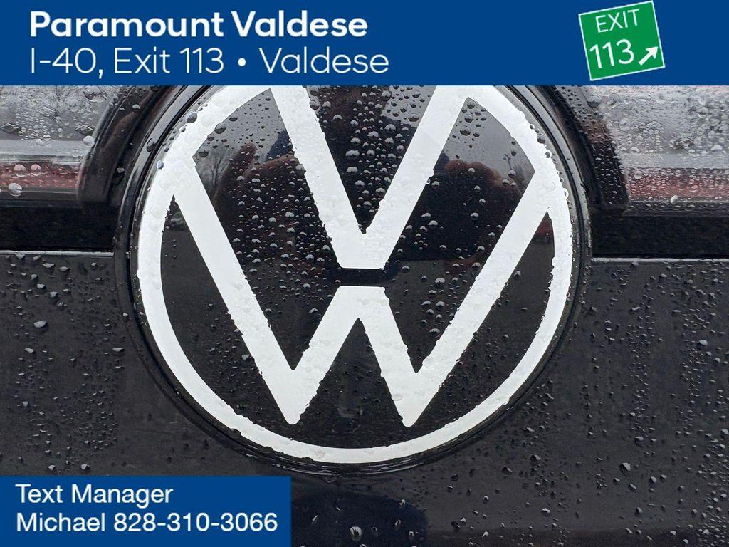 used 2024 Volkswagen ID.4 car, priced at $25,889