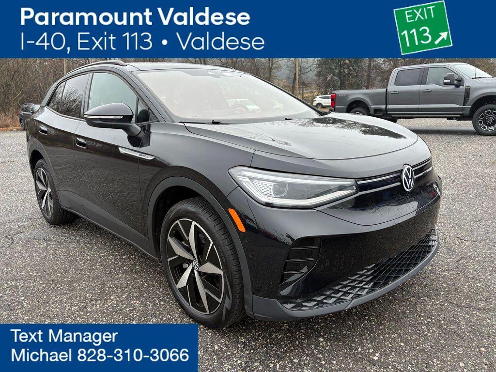 used 2024 Volkswagen ID.4 car, priced at $25,889