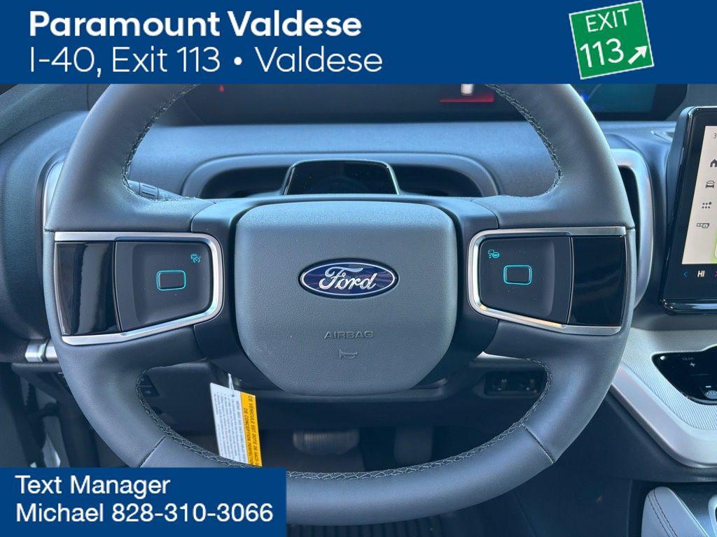 new 2025 Ford Expedition car, priced at $72,500