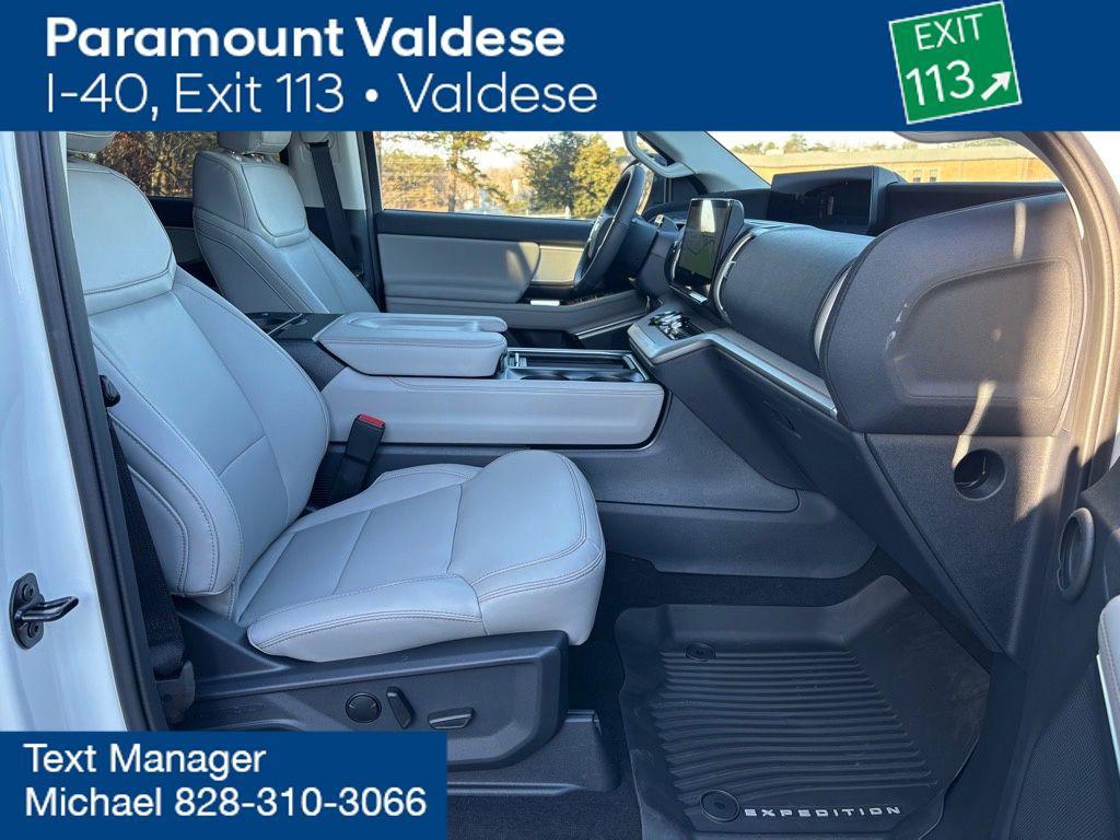 new 2025 Ford Expedition car, priced at $72,500