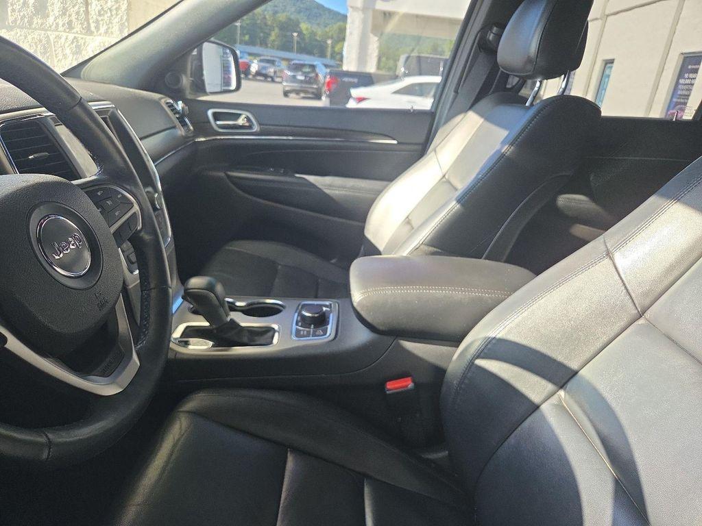 used 2018 Jeep Grand Cherokee car, priced at $18,897