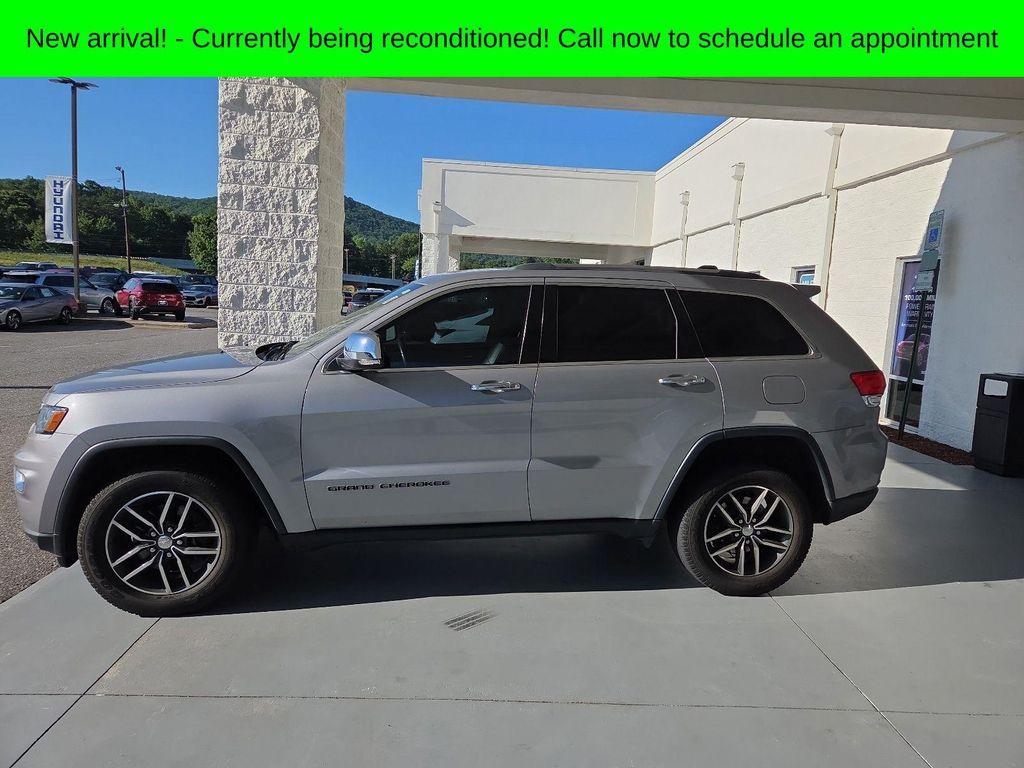 used 2018 Jeep Grand Cherokee car, priced at $18,399