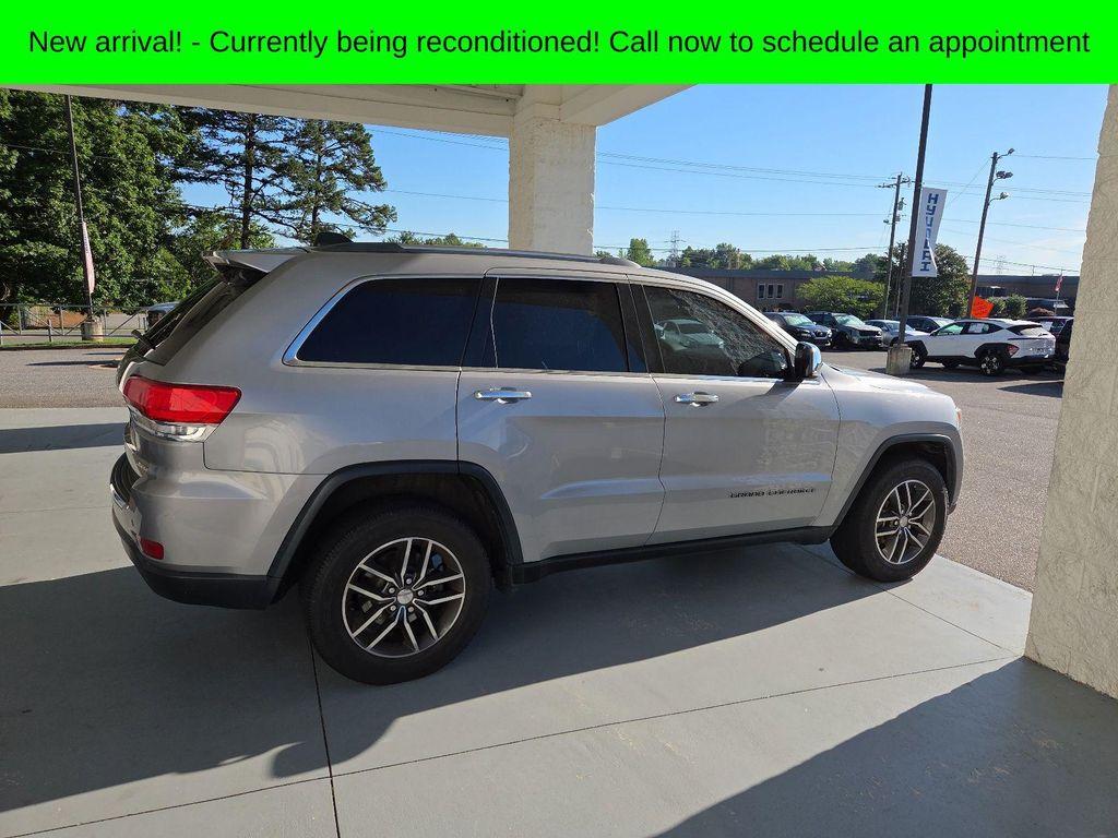 used 2018 Jeep Grand Cherokee car, priced at $18,399