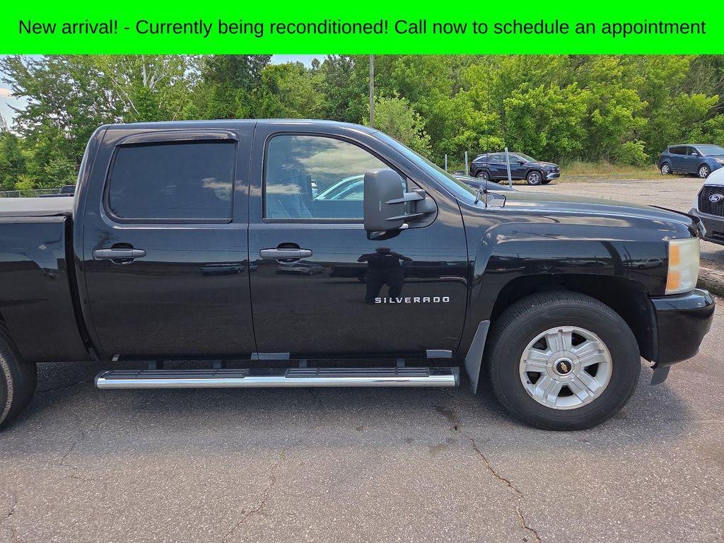 used 2011 Chevrolet Silverado 1500 car, priced at $13,887