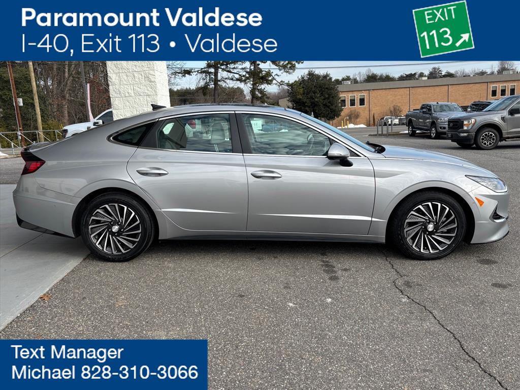 used 2023 Hyundai Sonata Hybrid car, priced at $23,000