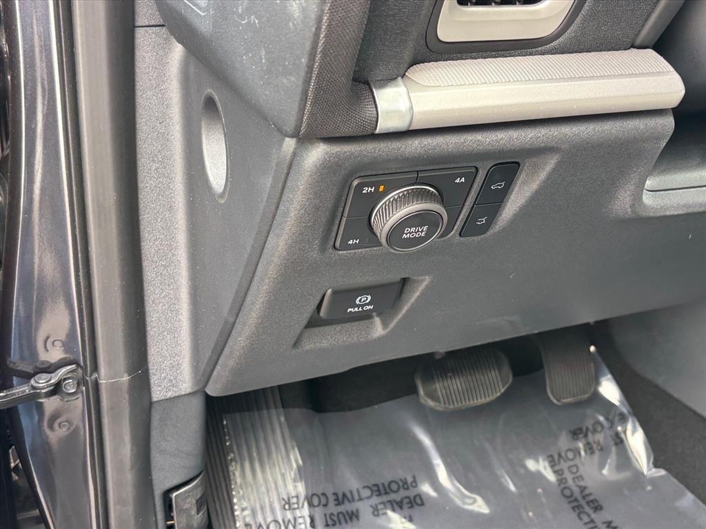 used 2025 Ford Expedition car, priced at $56,939