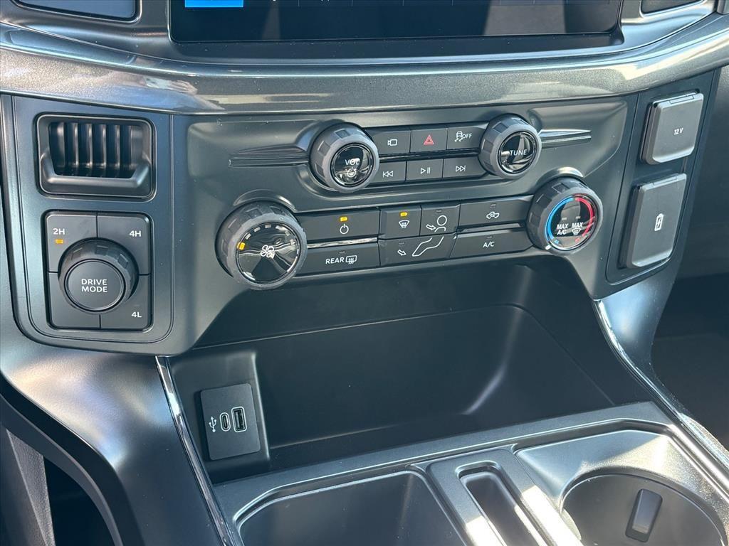 new 2026 Ford F-150 car, priced at $51,260