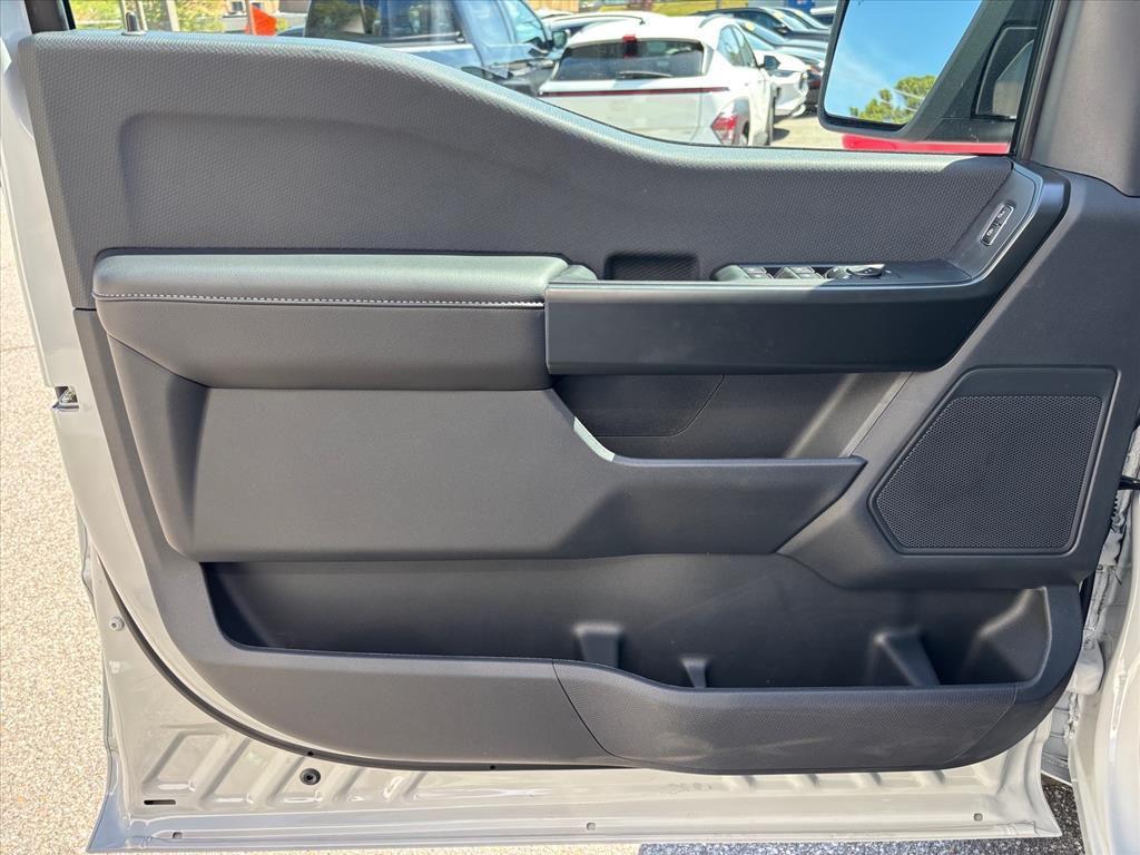 new 2026 Ford F-150 car, priced at $51,260