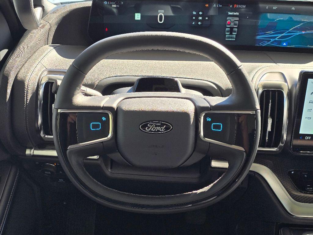 new 2025 Ford Expedition car, priced at $81,730