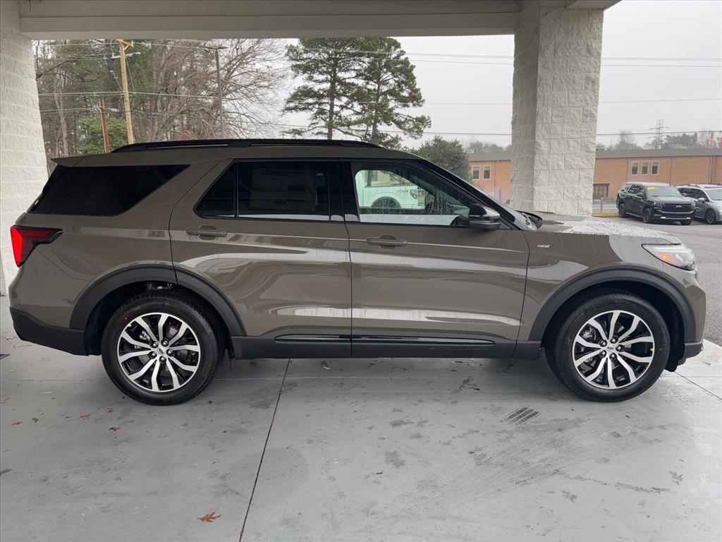 new 2026 Ford Explorer car, priced at $49,535
