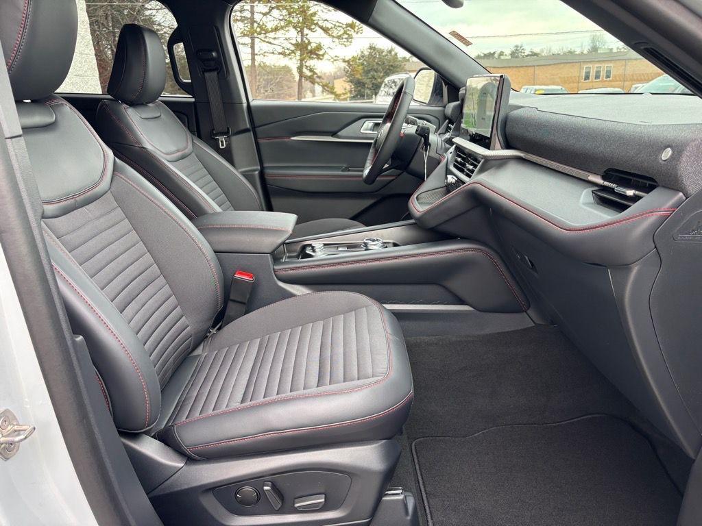 new 2026 Ford Explorer car, priced at $44,590