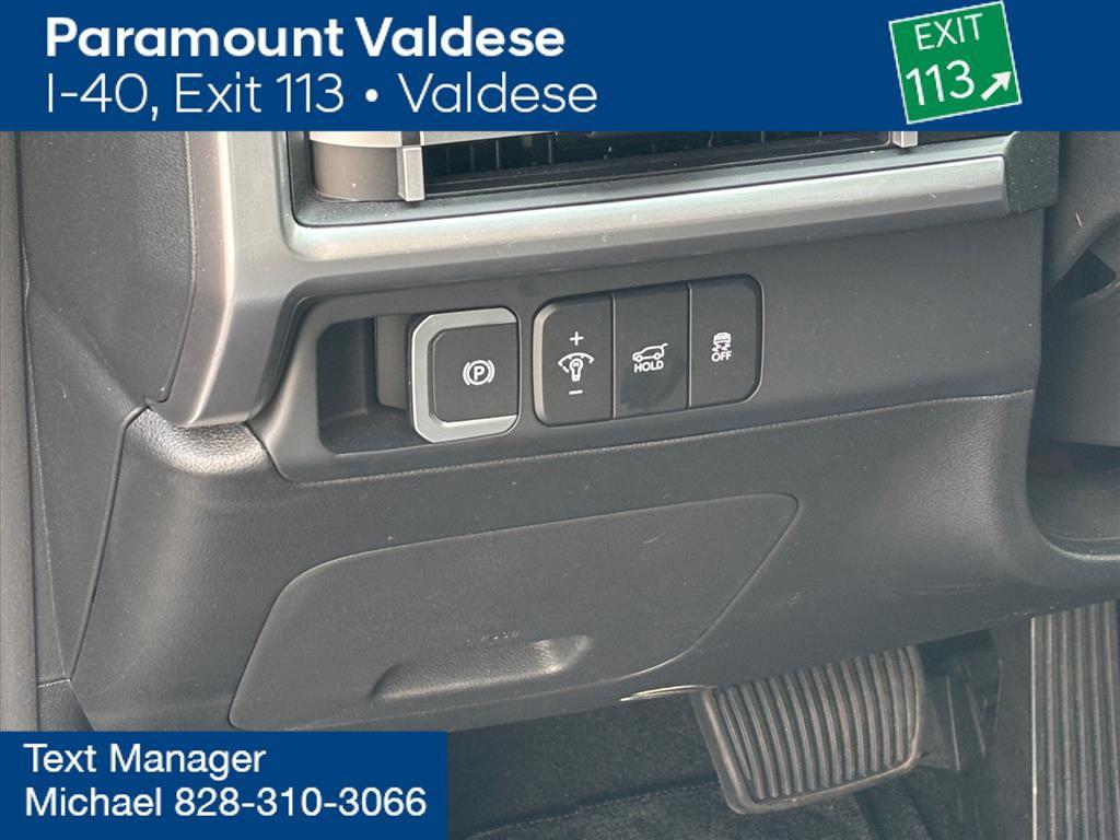 used 2025 Hyundai Santa Fe car, priced at $31,590