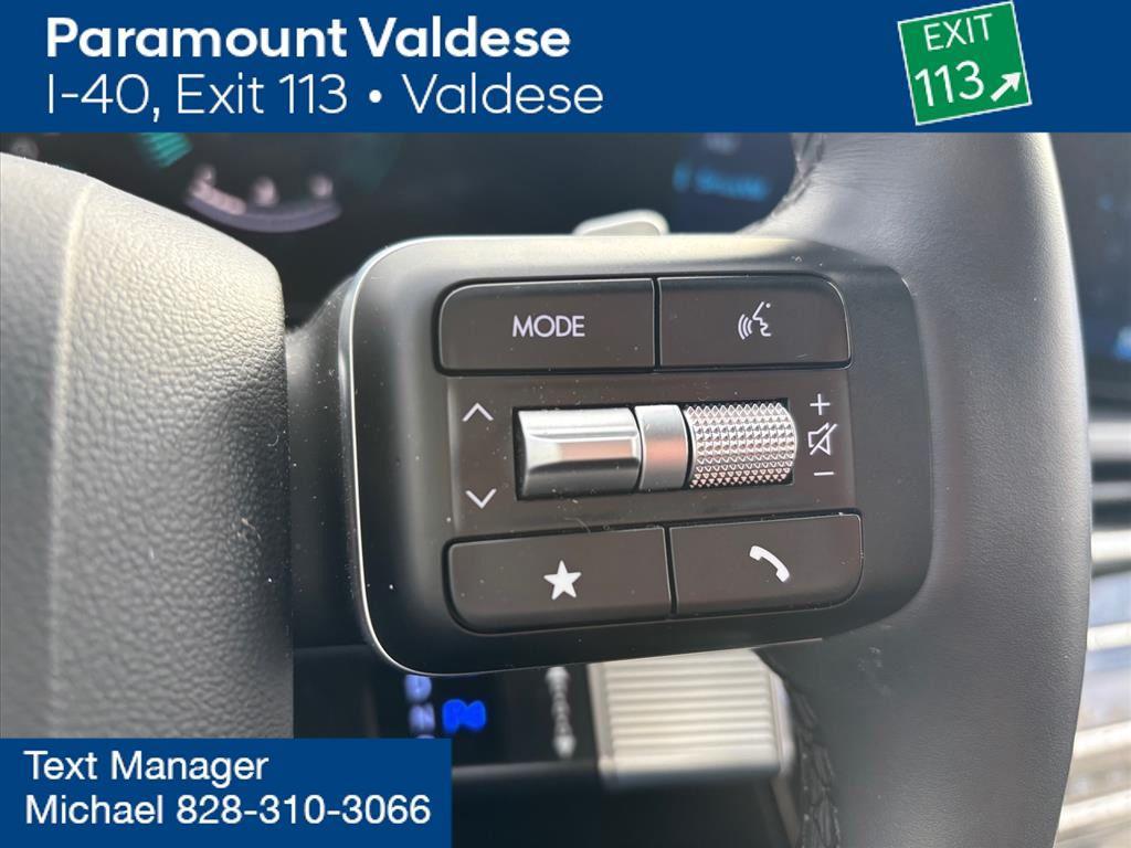 used 2025 Hyundai Santa Fe car, priced at $31,590