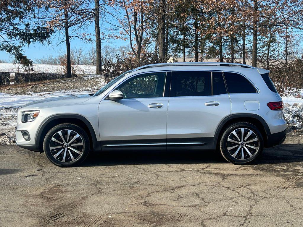 used 2022 Mercedes-Benz GLB 250 car, priced at $26,210