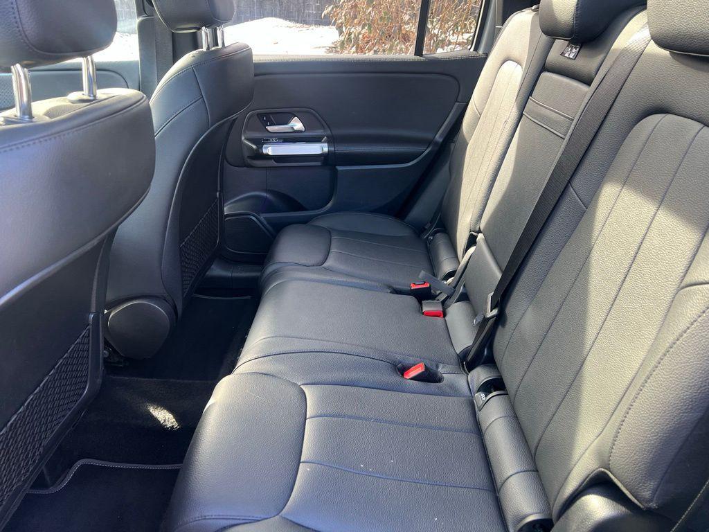 used 2022 Mercedes-Benz GLB 250 car, priced at $26,210