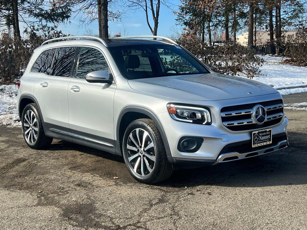 used 2022 Mercedes-Benz GLB 250 car, priced at $26,210