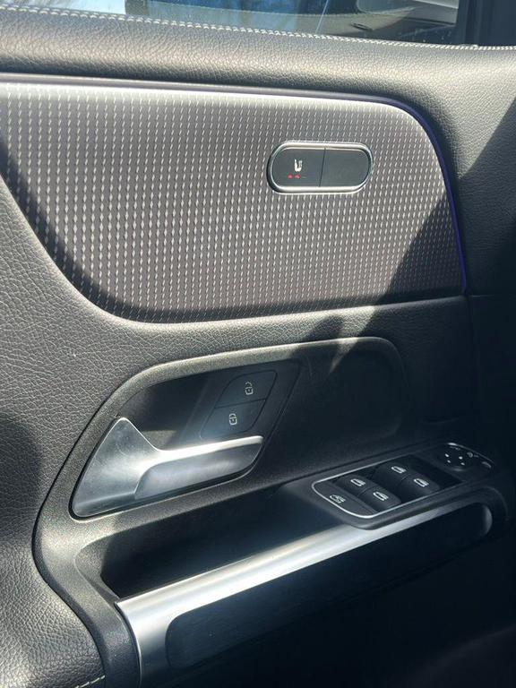 used 2022 Mercedes-Benz GLB 250 car, priced at $26,210