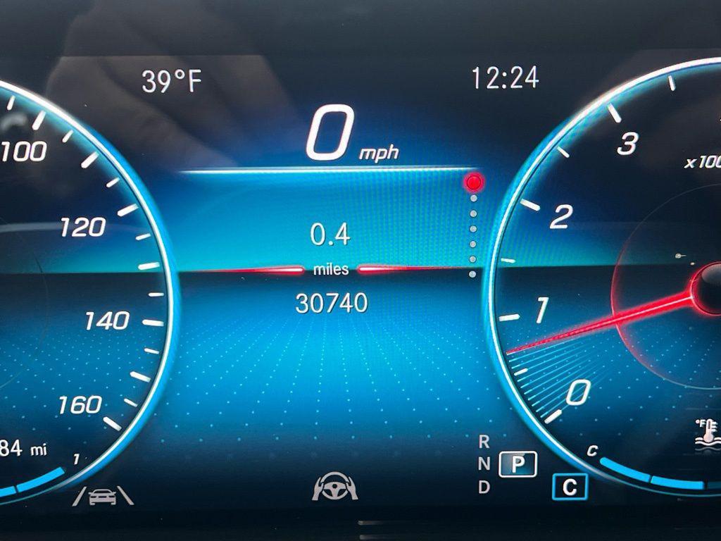 used 2022 Mercedes-Benz GLB 250 car, priced at $29,995