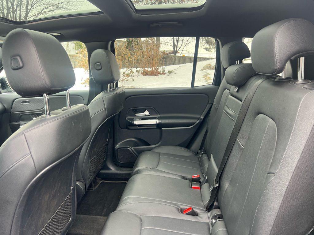 used 2022 Mercedes-Benz GLB 250 car, priced at $29,995