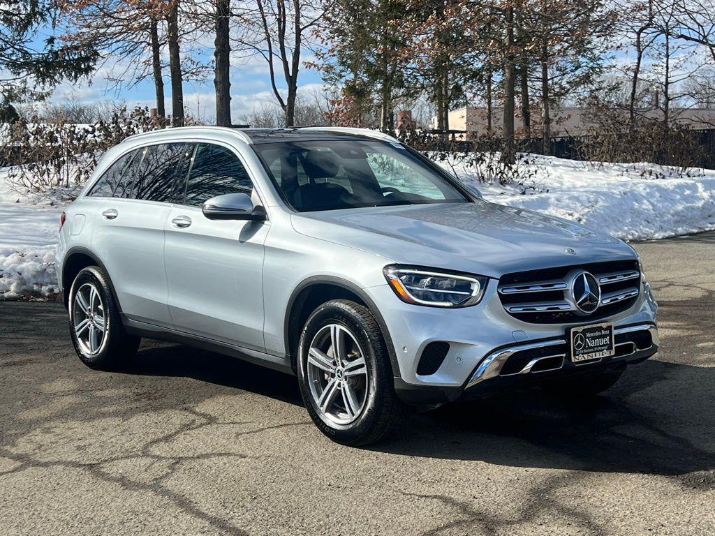 used 2022 Mercedes-Benz GLC 300 car, priced at $32,420