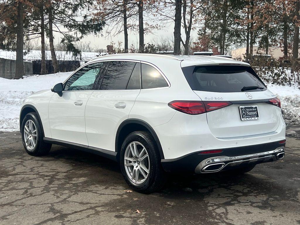 used 2023 Mercedes-Benz GLC 300 car, priced at $36,620