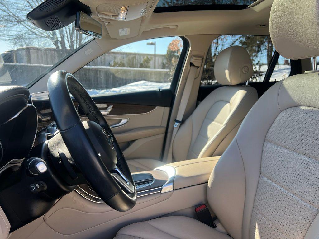 used 2022 Mercedes-Benz GLC 300 car, priced at $30,620