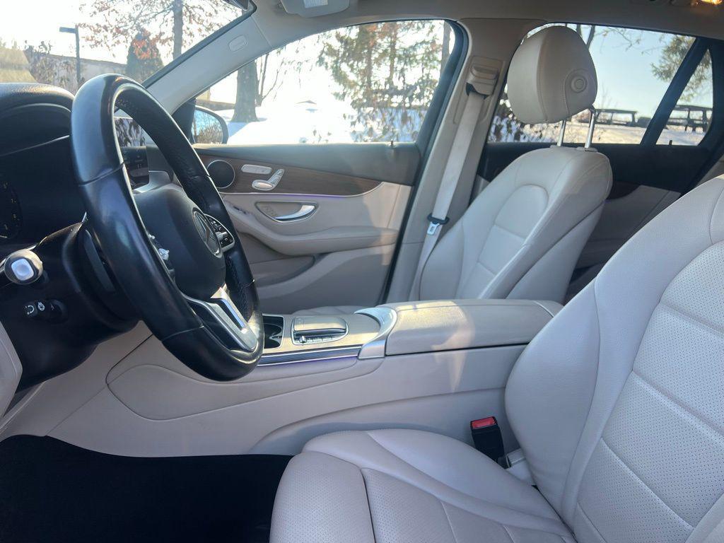used 2022 Mercedes-Benz GLC 300 car, priced at $31,037