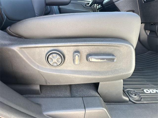 new 2026 Honda Odyssey car, priced at $44,345