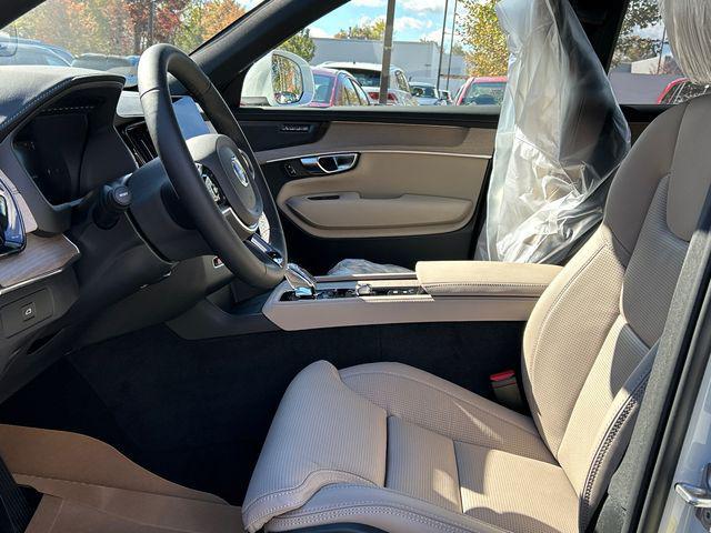 new 2026 Volvo XC90 car, priced at $75,155