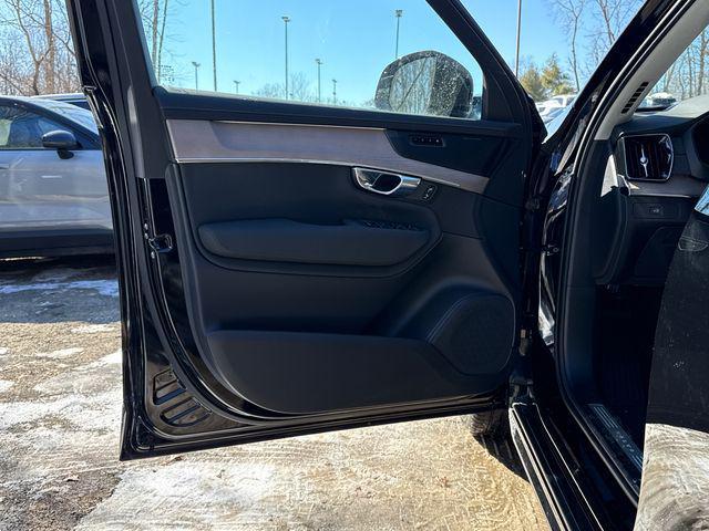 new 2026 Volvo XC90 car, priced at $73,095