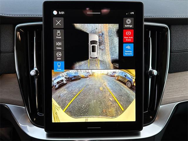 new 2026 Volvo XC90 car, priced at $73,000