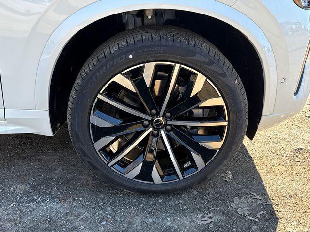 new 2026 Volvo XC90 car, priced at $74,645