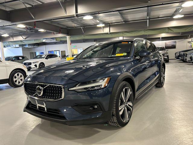used 2025 Volvo V60 Cross Country car, priced at $35,489