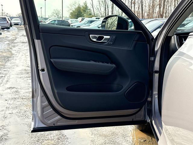 new 2026 Volvo XC60 car, priced at $57,985