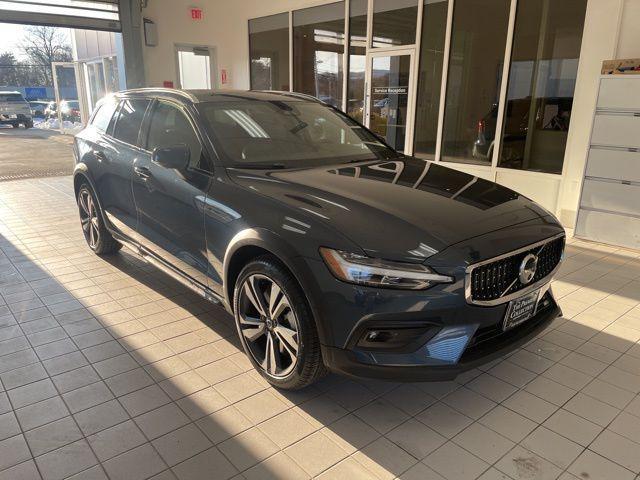 used 2025 Volvo V60 Cross Country car, priced at $35,896
