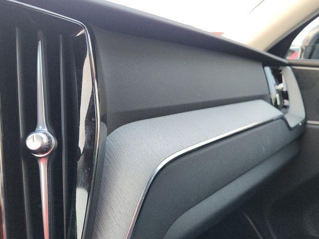 used 2025 Volvo XC60 car, priced at $35,700