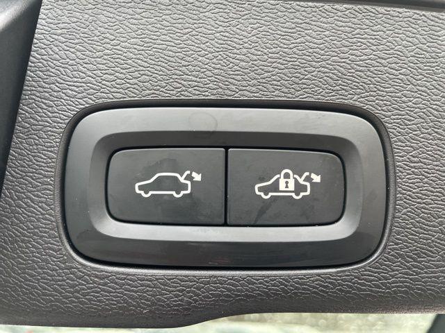 used 2025 Volvo XC60 car, priced at $35,899