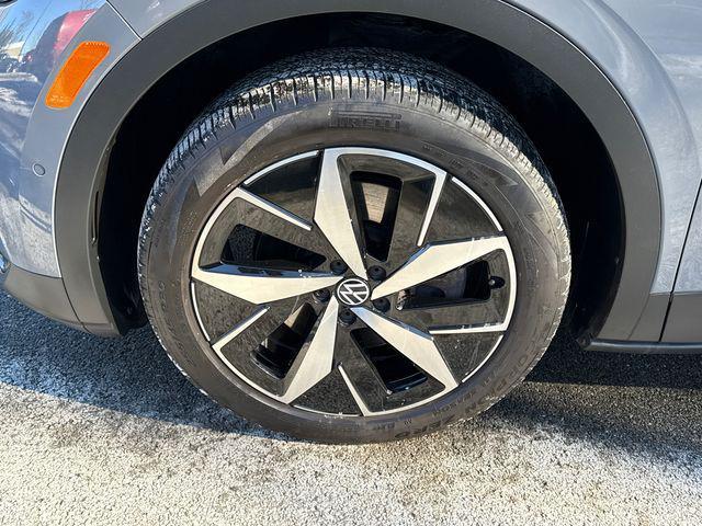 used 2023 Volkswagen ID.4 car, priced at $24,497