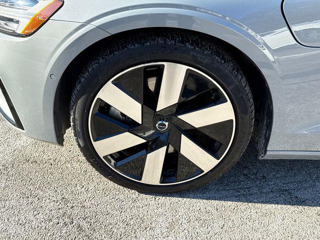 used 2024 Volvo S60 Recharge Plug-In Hybrid car, priced at $38,749