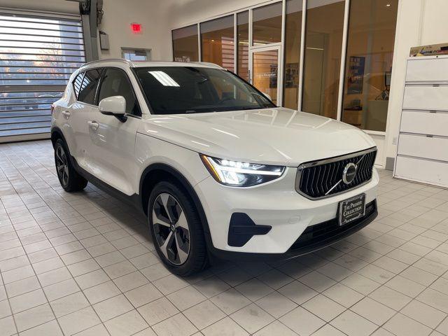 used 2025 Volvo XC40 car, priced at $28,898