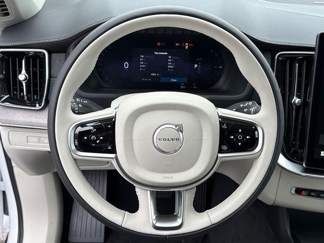 new 2026 Volvo XC90 Plug-In Hybrid car, priced at $85,745